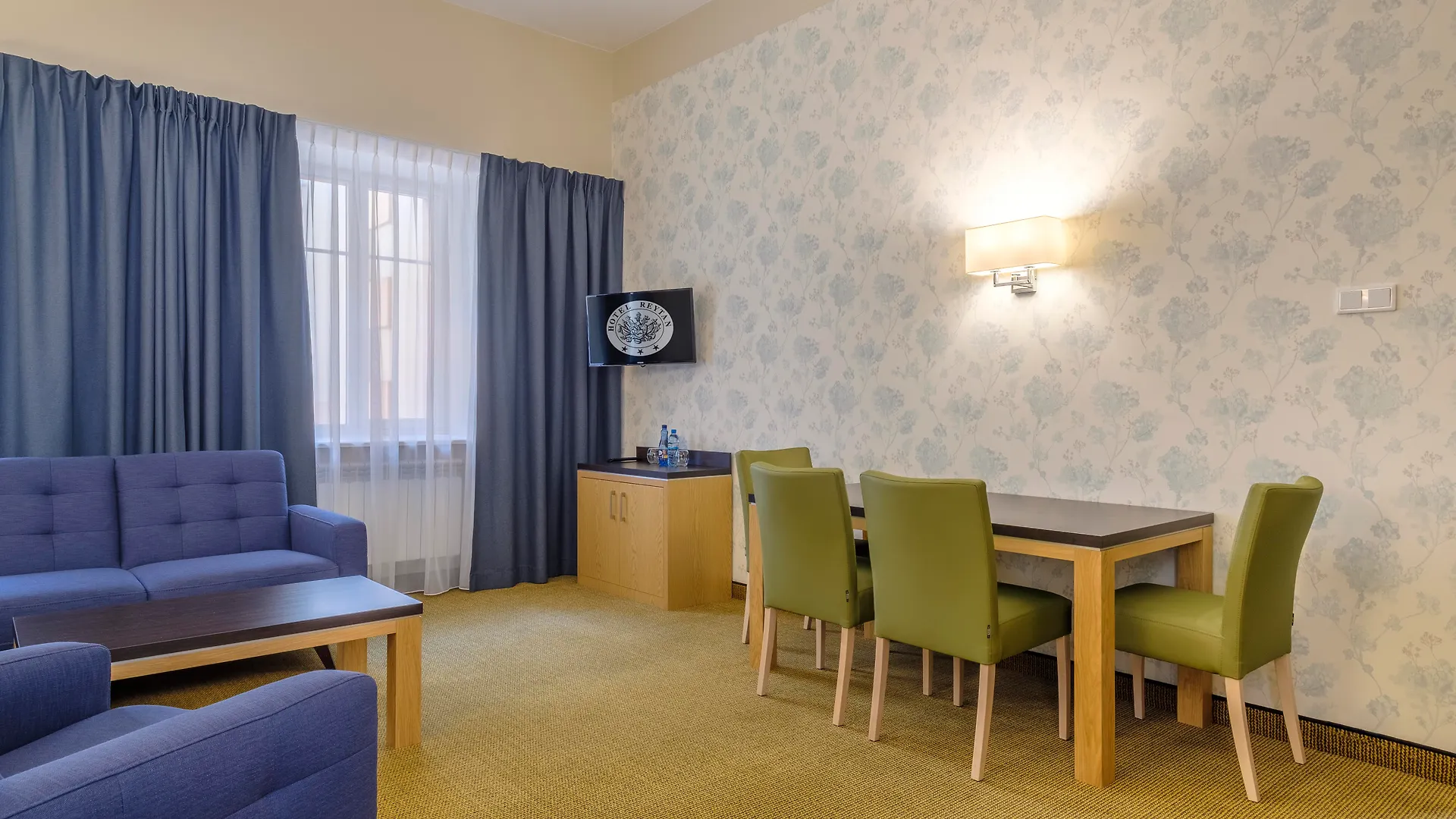 ***  ורשה Hotel Reytan פולין