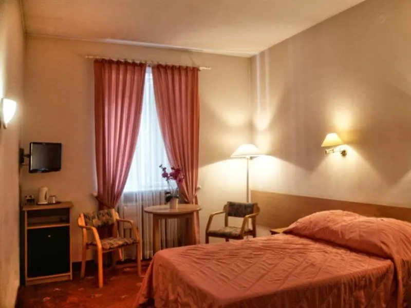 ורשה Hotel Reytan