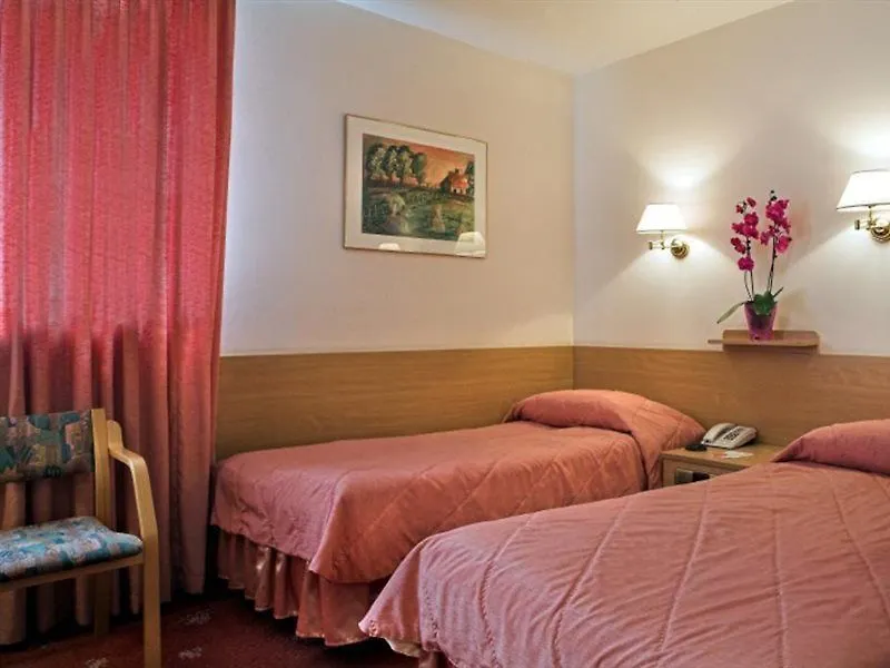 ורשה Hotel Reytan