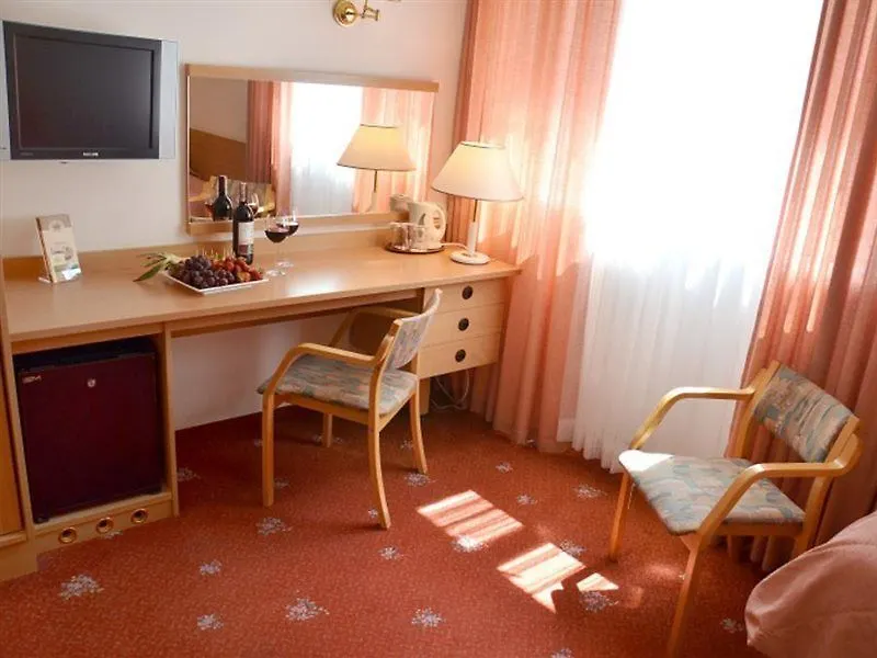 ורשה Hotel Reytan