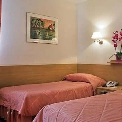 ורשה Hotel Reytan