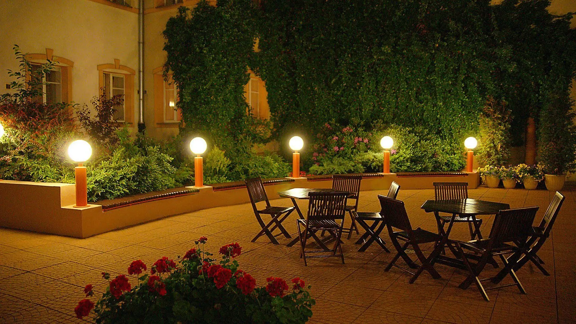 ורשה Hotel Reytan